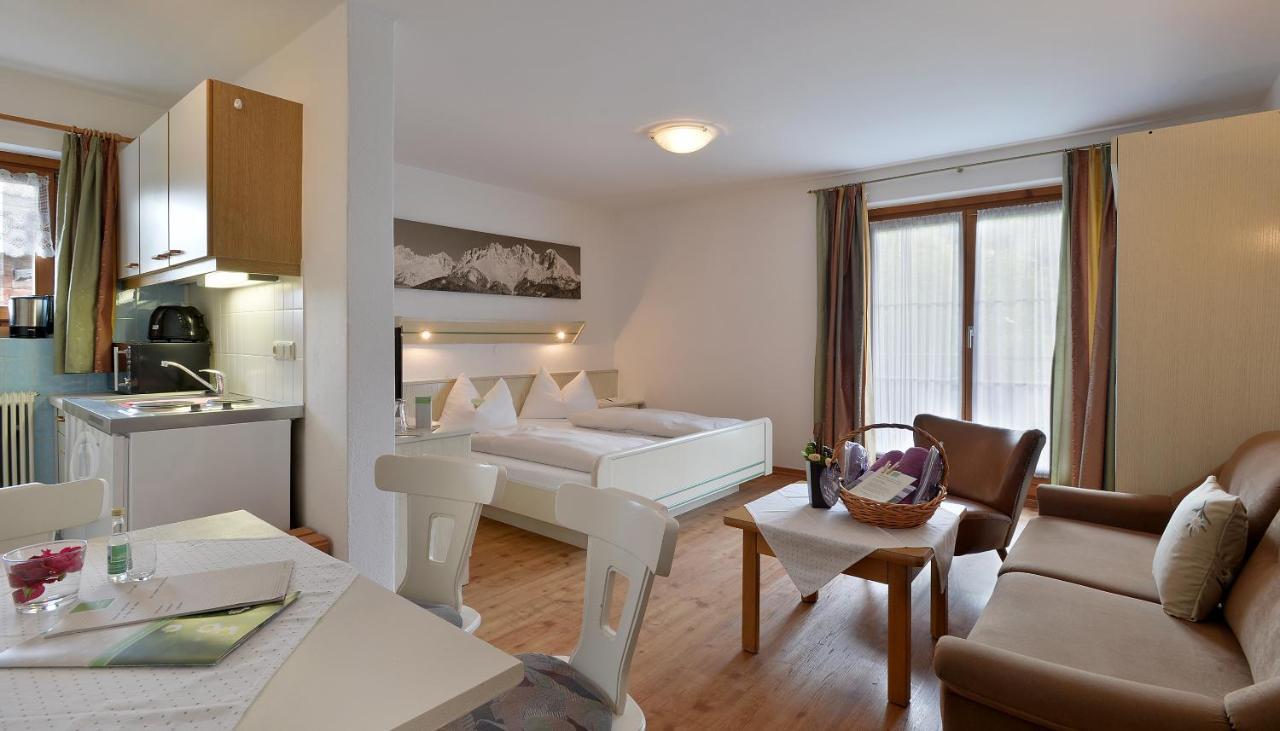 Appartements Am Roemerweg Oberndorf in Tirol Luaran gambar