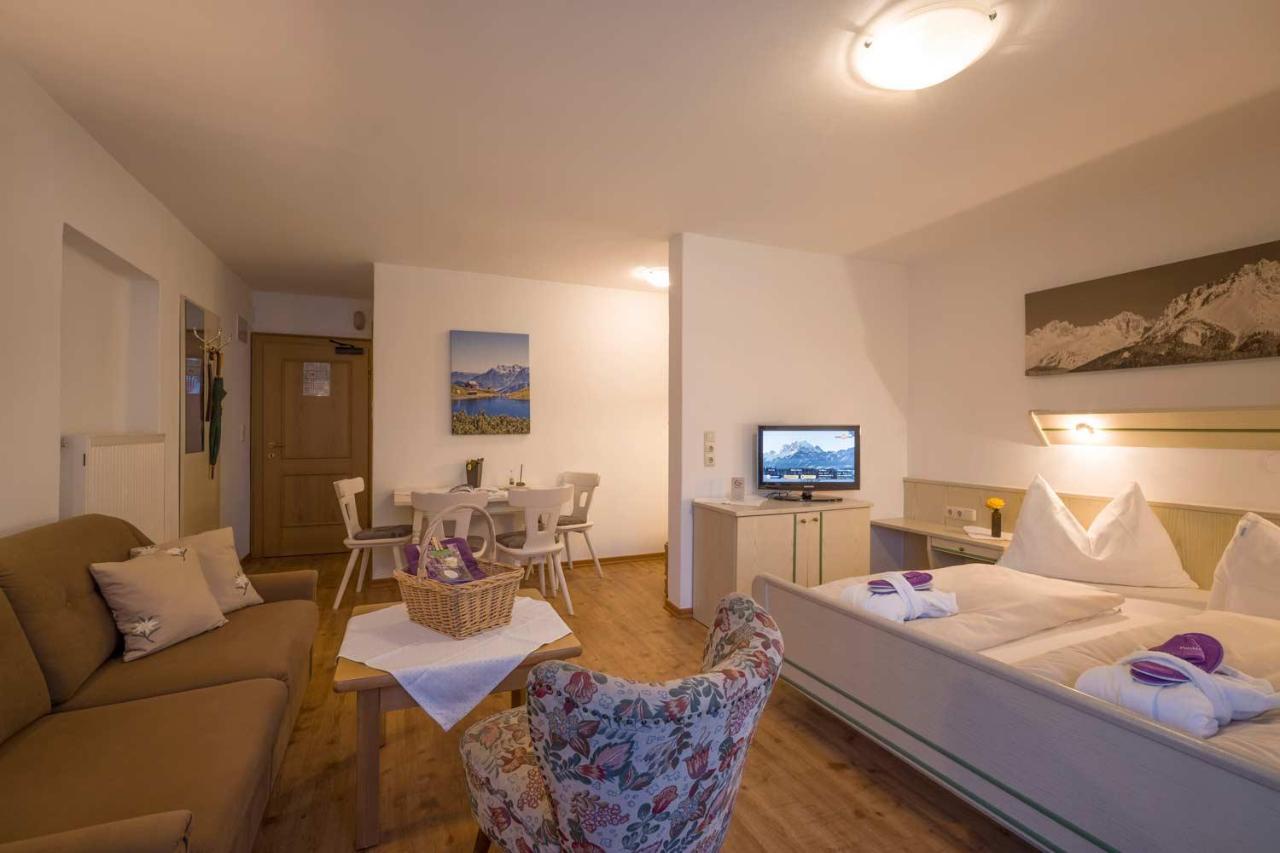 Appartements Am Roemerweg Oberndorf in Tirol Luaran gambar